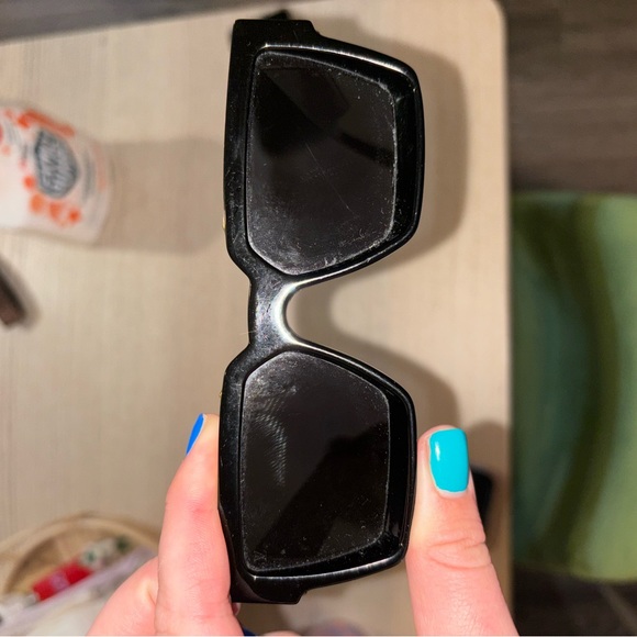 2018 Louis Vuitton, sunglasses - Picture 12 of 12